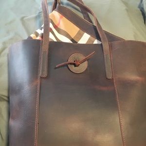 Latter leather tote with 3 pocket 1 super insert